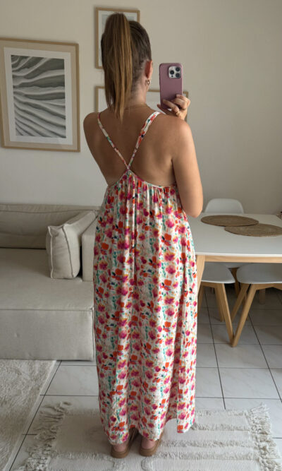 Robe longue ample colorée et fleurie