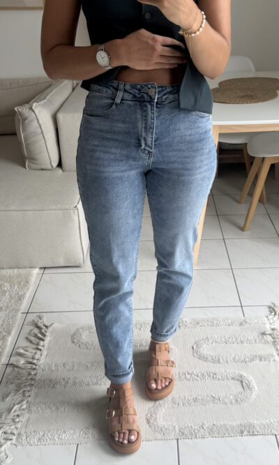 Jean bleu clair mom