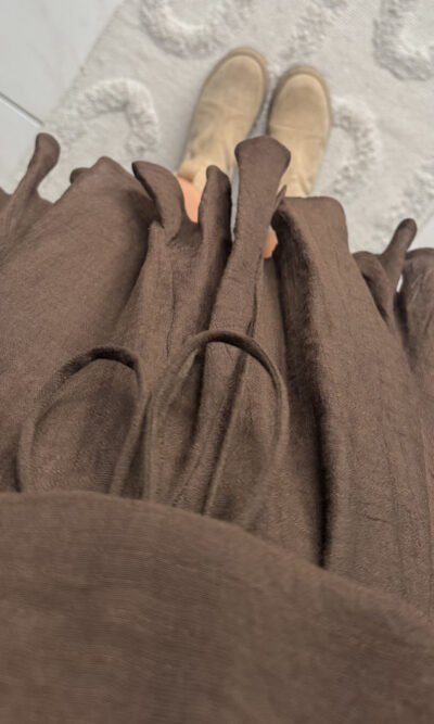 Robe courte à volants marron