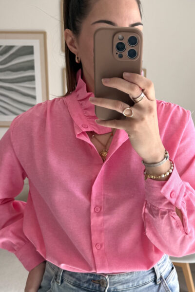 Chemise rose fushia et col volants