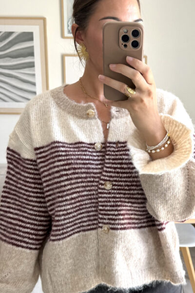 Gilet beige avec rayures burgundy et volants aux poignets
